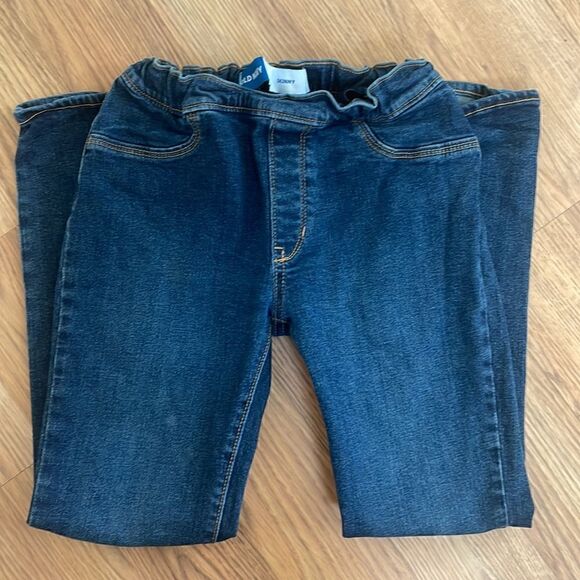 Bundle of Girls Old Navy skinny jeans - Picture 4 of 5